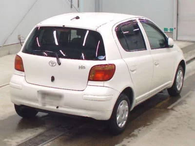 Toyota VITZ  с аукциона в Японии