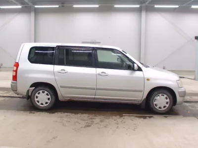 Toyota SUCCEED  с аукциона в Японии