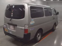 Nissan CARAVAN VAN лот № 30479 оценка 2  с аукциона в Японии 1