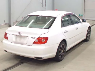 Toyota MARK X  с аукциона в Японии