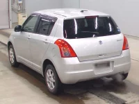 Suzuki SWIFT лот № 5561 оценка 3.5  с аукциона в Японии 5