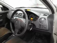 Suzuki SWIFT лот № 5561 оценка 3.5  с аукциона в Японии 6