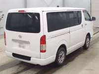 Toyota HIACE VAN лот № 5566 оценка R  с аукциона в Японии 1