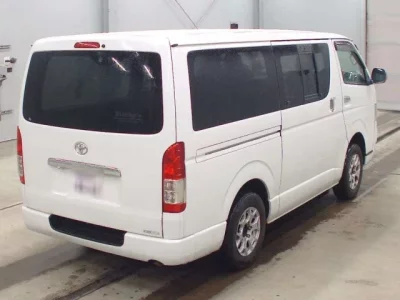 Toyota HIACE VAN  с аукциона в Японии