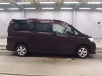 Nissan SERENA лот № 5569 оценка 3.5  с аукциона в Японии 2