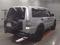 Mitsubishi PAJERO лот № 30512 оценка R  с аукциона в Японии 1