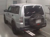 Mitsubishi PAJERO лот № 30512 оценка R  с аукциона в Японии 5
