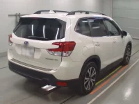 Subaru FORESTER лот № 30509 оценка R  с аукциона в Японии 1
