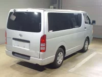Toyota REGIUS ACE VAN лот № 62015 оценка 2  с аукциона в Японии 1