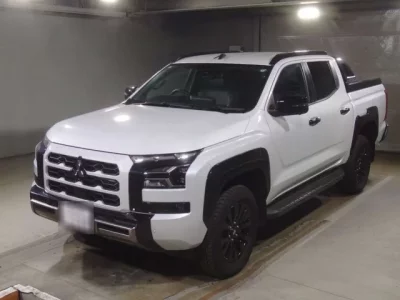 Mitsubishi TRITON