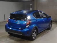 Toyota AQUA лот № 2254 оценка 3  с аукциона в Японии 1