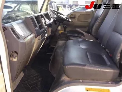 Mazda TITAN  с аукциона в Японии