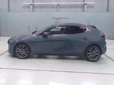 Mazda MAZDA3  с аукциона в Японии