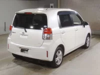 Toyota SPADE лот № 7064 оценка 3.5  с аукциона в Японии 1