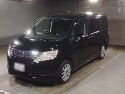 Honda STEP WAGON  с аукциона в Японии