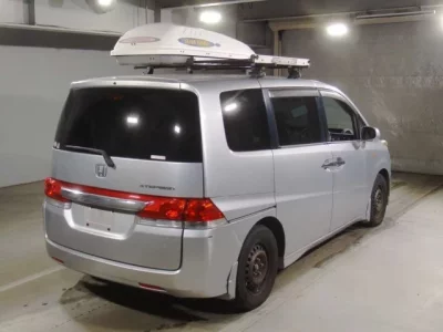 Honda STEP WAGON  с аукциона в Японии