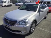 Toyota CROWN лот № 1028 оценка R  с аукциона в Японии 8