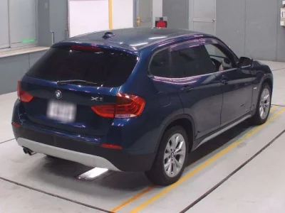 BMW X1  с аукциона в Японии
