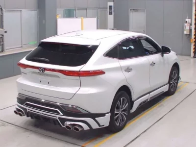 Toyota HARRIER  с аукциона в Японии