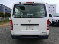 Toyota HIACE VAN лот № 3034 оценка 3.5  с аукциона в Японии 3