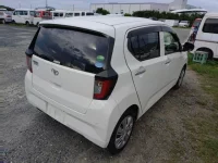 Toyota PIXIS EPOCH лот № 2238 оценка 4  с аукциона в Японии 2