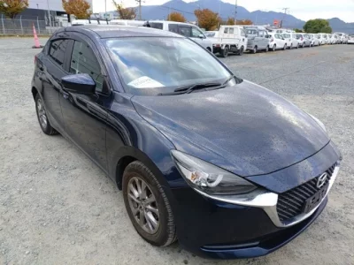 Mazda MAZDA2  с аукциона в Японии