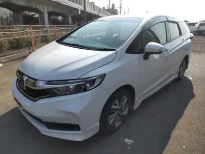 Honda SHUTTLE  с аукциона в Японии