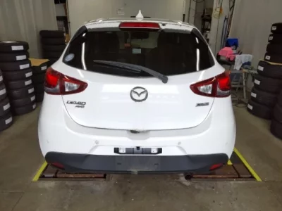 Mazda DEMIO  с аукциона в Японии