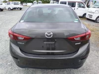 Mazda AXELA лот № 3086 оценка 4  с аукциона в Японии 3