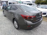 Mazda AXELA лот № 3086 оценка 4  с аукциона в Японии 4