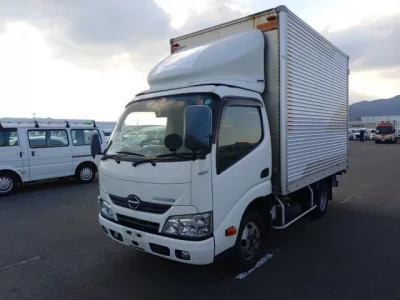 Hino DUTRO  с аукциона в Японии