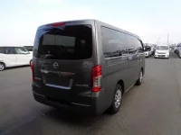 Nissan CARAVAN VAN лот № 1642 оценка 4  с аукциона в Японии 1