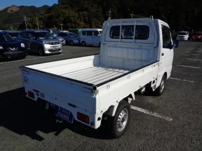 Nissan CLIPPER TRUCK  с аукциона в Японии