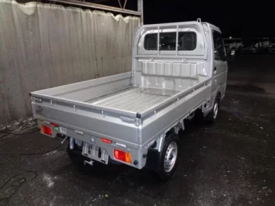 Nissan CLIPPER TRUCK
