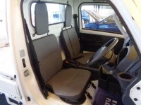 Nissan CLIPPER TRUCK лот № 1177 оценка 4  с аукциона в Японии 7