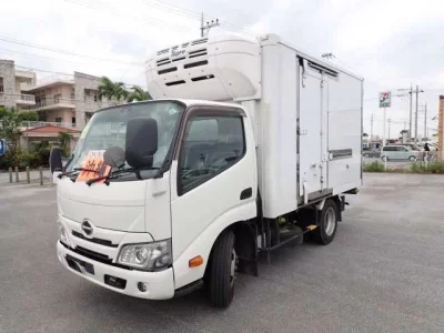 Hino DUTRO  с аукциона в Японии