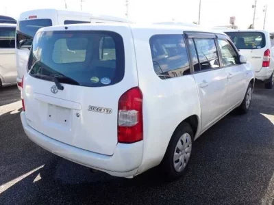 Toyota SUCCEED