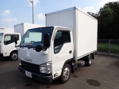 Isuzu ELF  с аукциона в Японии