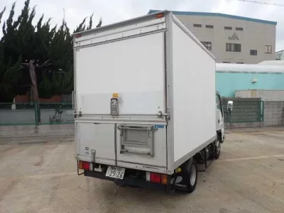Isuzu ELF  с аукциона в Японии
