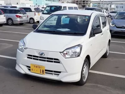 Daihatsu MIRA E S