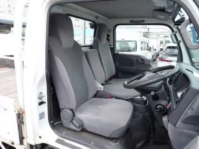 Mazda TITAN  с аукциона в Японии