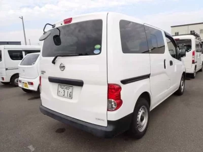 Nissan NV200