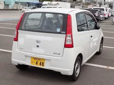 Daihatsu MIRA  с аукциона в Японии