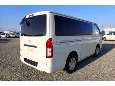 Toyota REGIUS ACE VAN  с аукциона в Японии