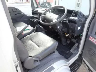 Isuzu ELF  с аукциона в Японии