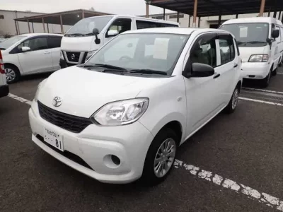 Toyota PASSO  с аукциона в Японии