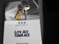 Toyota LITE ACE VAN лот № 46 оценка 3.5  с аукциона в Японии 10