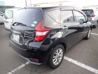 Nissan NOTE  с аукциона в Японии