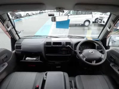 Mazda BONGO VAN  с аукциона в Японии