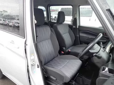 Suzuki SOLIO  с аукциона в Японии